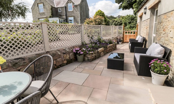 Belford Cottage | THE STABLES, family friendly, with open fire in Belford