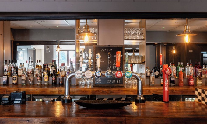 High Post Hotel | The Stones Hotel