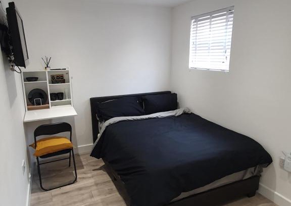 West Thurrock House | The Suite
