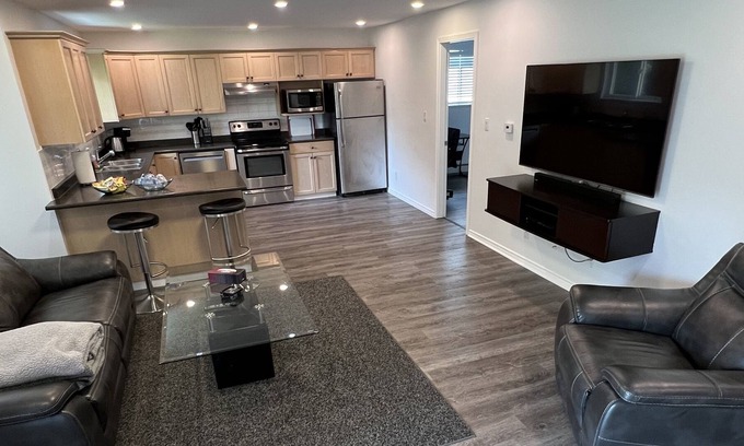 Westwood Plateau House | The Suite on the Plateau