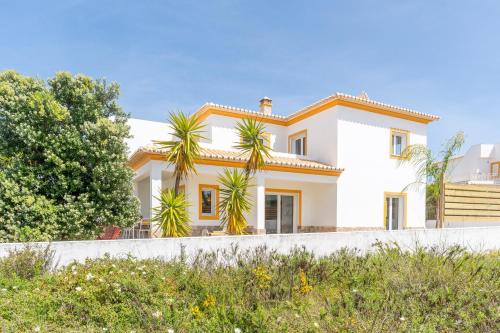 Aljezur House | The Suites by The Lighthouse Arrifana