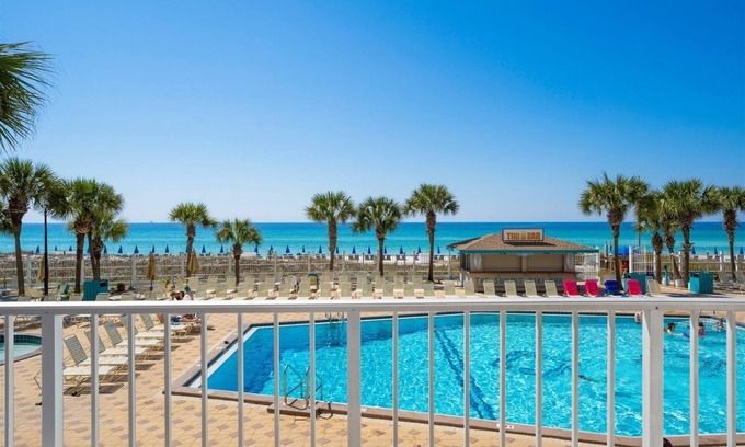 Panama City Beach Condo | The Summit 220
