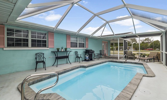 Grove City Apartment | The Sun Ray Salty Air Stay A