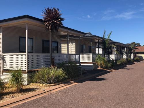 Whyalla Norrie Resort | The Sundowner Cabin & Tourist Park