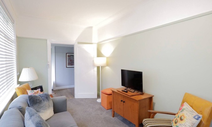 Tenterfield House | The Sunfilled Cottage