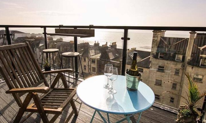St Leonards-On-Sea Apartment | The Sunrise Penthouse