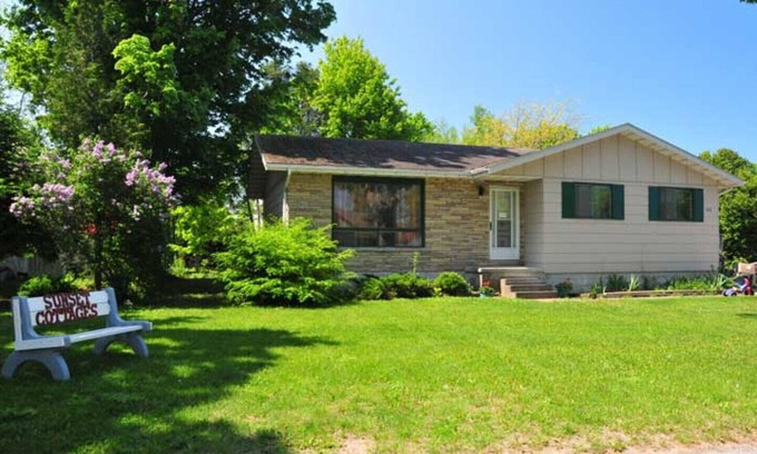 Port Elgin House | The Sunset Cottage Park Port Elgin - Cottage #6 - Dunroven