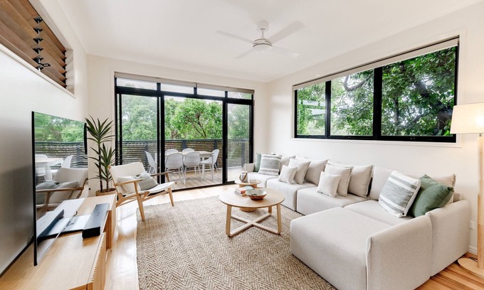 Sunrise Beach Apartment | The Sunshine Beach Luxe Coastal Retreat