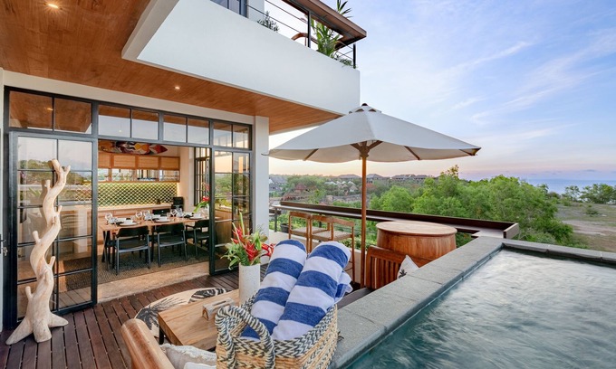 Pecatu Villa | The Swan - 360’ Ocean & Uluwatu Hills View in Bingin Beach