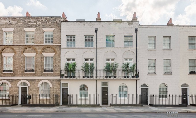 Warwick House | The Tachbrook: 6-Bed Historic Townhouse | Victoria