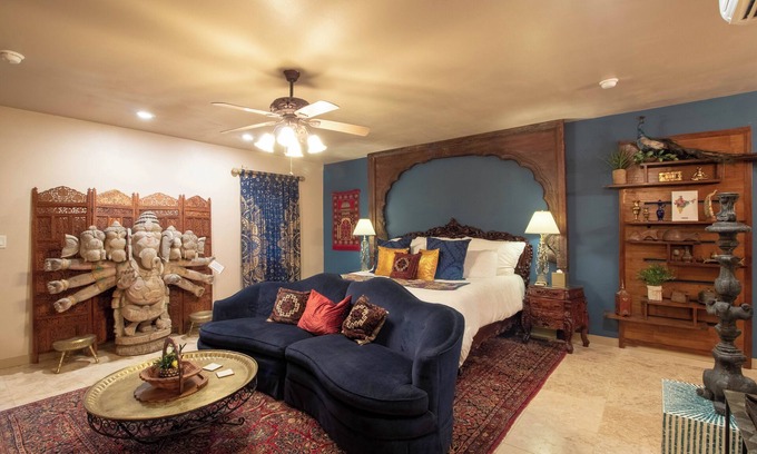 Comfort Apartment | The Taj - A Mini Taj Mahal at Downright Comfort!