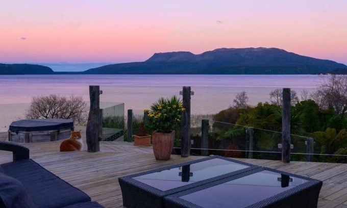 Lake Tarawera House | The Terrace Lake Tarawera
