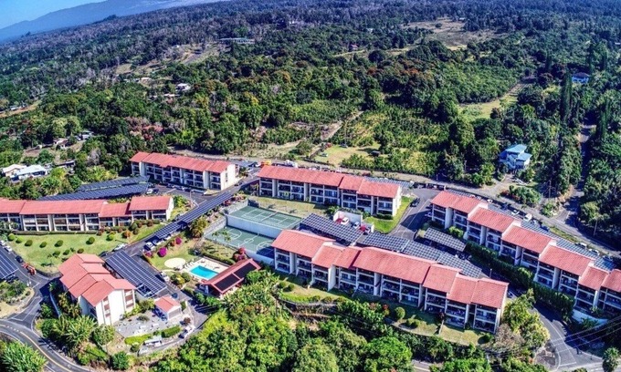 Honalo Condo | The "Three Palms" condo at Kona Coffee Villas