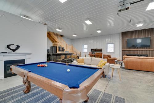 Canandaigua House | The Toasted Marshmallow Ski and Lake Game Barn