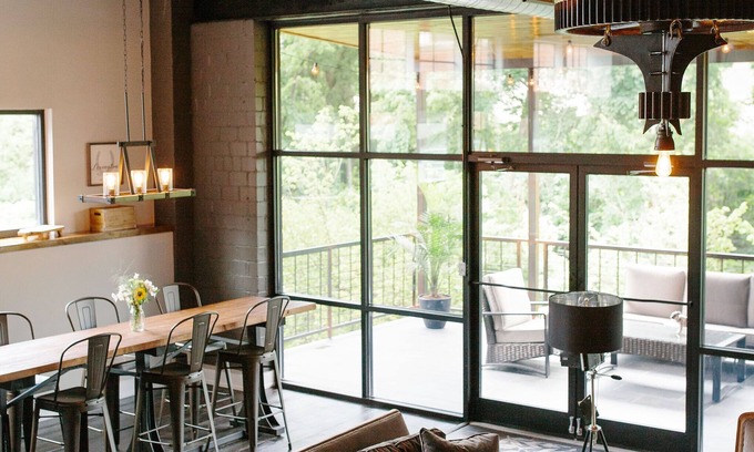 Lexington Condo | The Top Shelf Condo! For Explorers Seeking An Exclusive Kentucky Experience