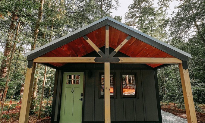 Hartwell RV Rental | The tranquility of the woods surrounds Hartwell Cabins and RVs