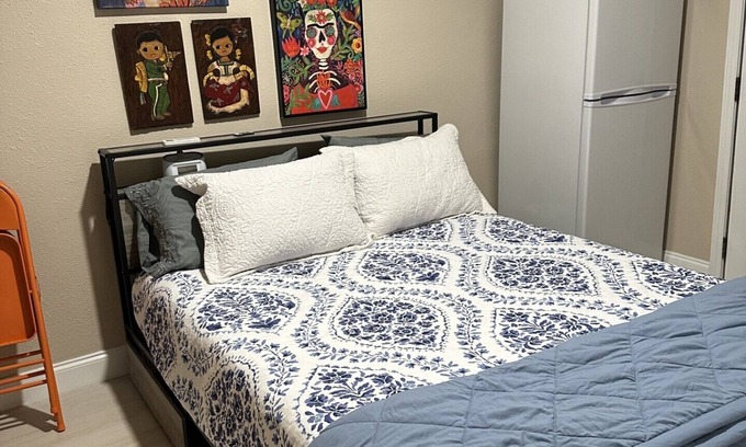 San Antonio Apartment | The Traveler with private entrance and shower