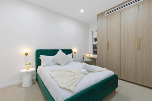 Pyrmont House | The Travertine Terrace - Pyrmont