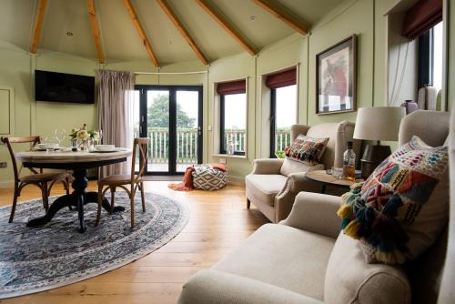 Cockburnspath House | The Treehouse