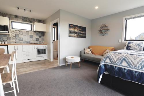 Te Anau House | The Tui Studio - Te Anau Holiday Studio