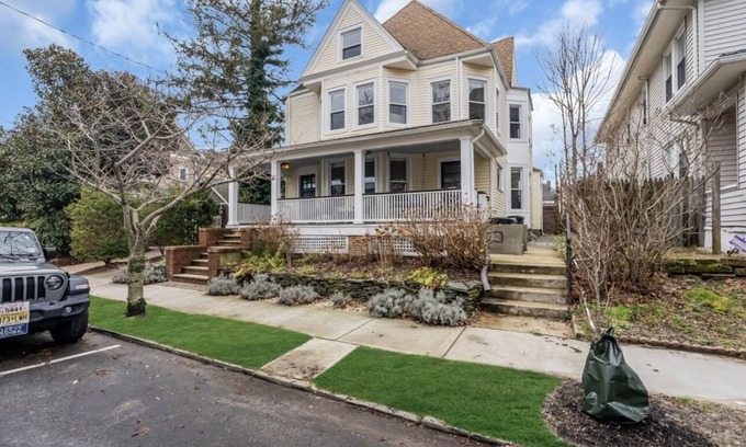 Asbury Park House | The Ultimate Beach House. Two blocks from Asbury Park beach! Dog-friendly.