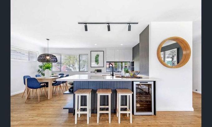 Mermaid Waters House | The Ultimate Family Getaway