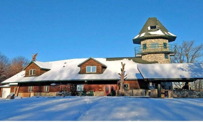 Mora House | The ULTIMATE Northern Escape
