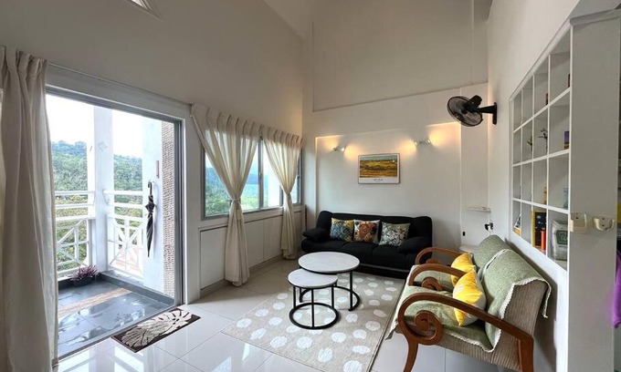 Bukit Tinggi Apartment | The Van Gogh Loft at Selesa Hillhomes