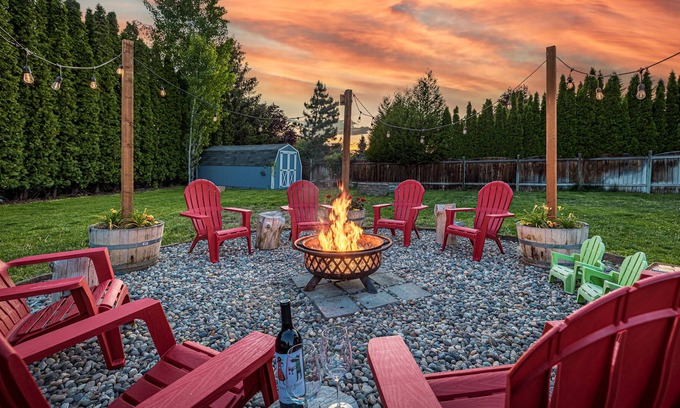 East Wenatchee House | The Veedol House Family Friendly 4bed 3bath (Mountains, River, Wine, Golf!)