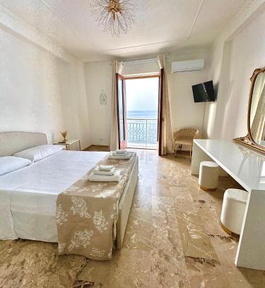 Scilla Apartment | The View apartment