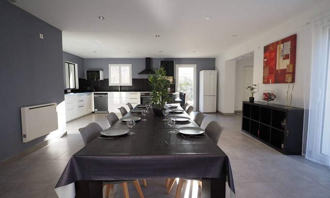Allemagne-en-Provence Villa | The Villa du vallon (150m²)