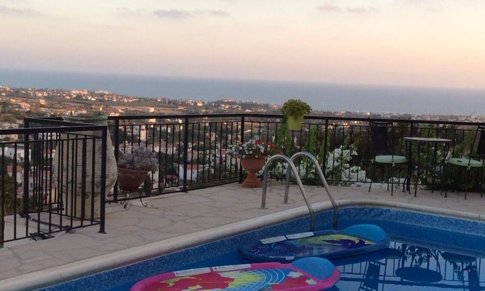 Peyia Town Villa | The Villa with a VIEW - Bookings Available !