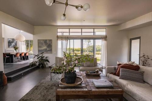 Northdown House | The Vineyard House - by Ghost Rock Wines