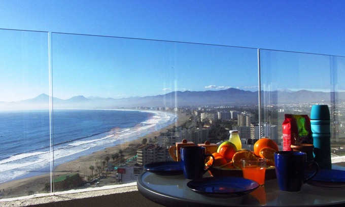 La Serena Apartment | The VIP Turquoise Cabin La Serena Beach!
