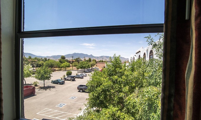 Sierra Vista Hotel | The Vistas