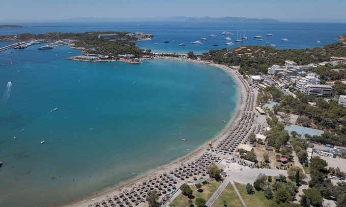 Vouliagmeni Apartment | The Vouliagmeni Penthouse