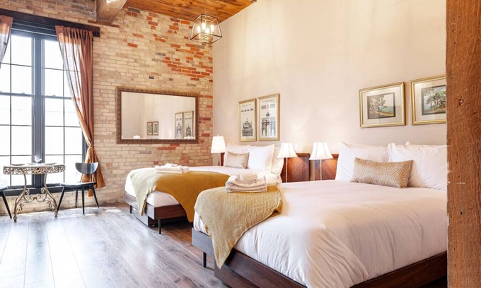 Stratford Condo | The Wallace Suite - Stratford