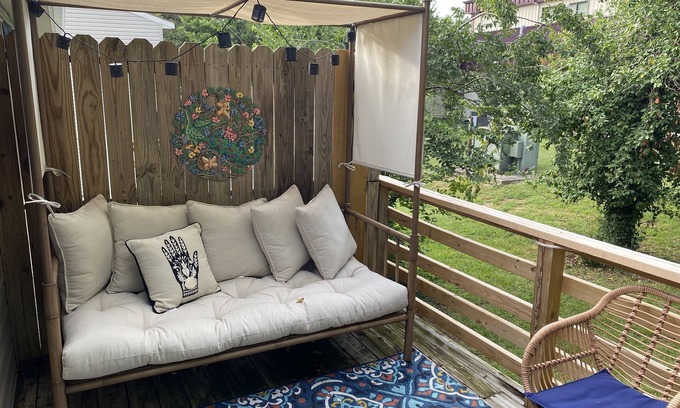 Fayetteville House | The Wanderlust Haven ~ AnnExplorer's Hideout