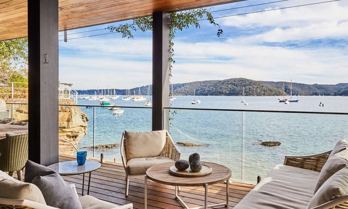 Palm Beach House | The Waterfront by Contemporary Hotels