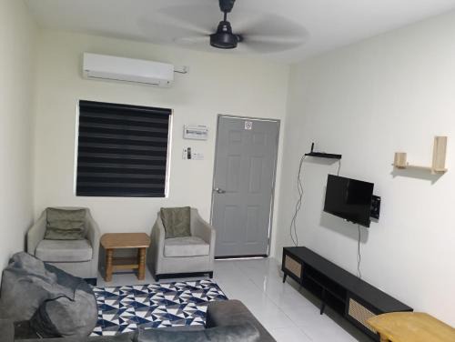 Bandar Seri Iskandar House | The Welcome Mat Homestay