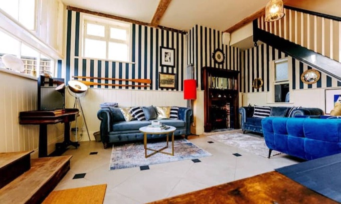 Harwich House | The Wellie Stern a unique home recapturing history