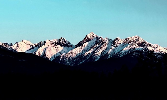 Valemount Bed & Breakfast | The Whispering Cedar