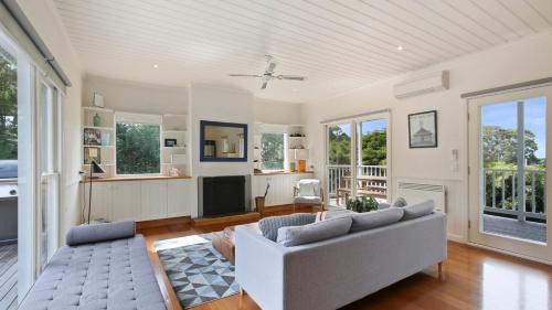 Metung House | The White Cottage