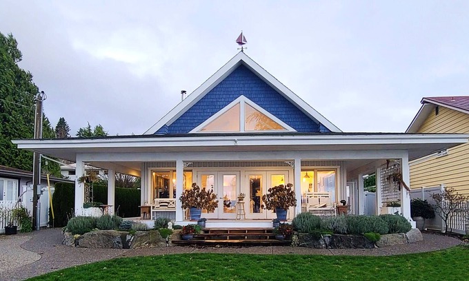 Davis Bay House | The White House