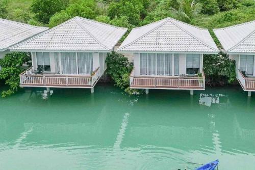 Samut Sakhon Villa | The wide view resort cafe restaurant