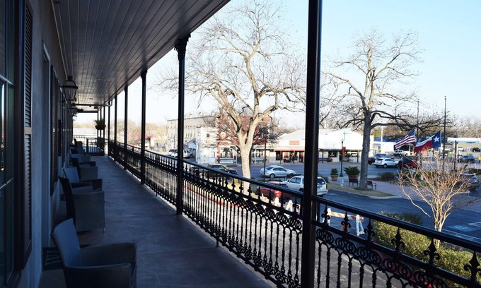 Boerne Hotel | The William Boerne Hotel