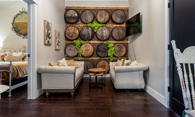 Marthasville Bed & Breakfast | The Wineaux! Wine Country charm in Marthasville,MO