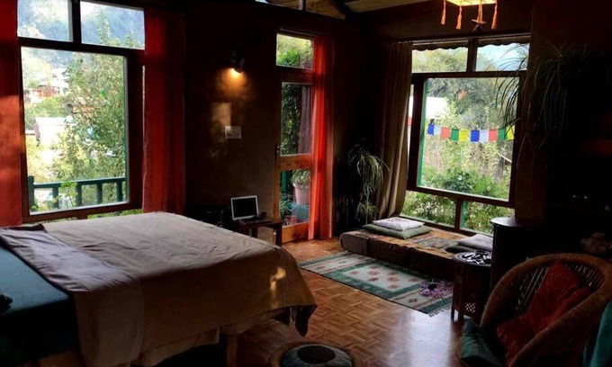 Old Manali Villa | The Winter House