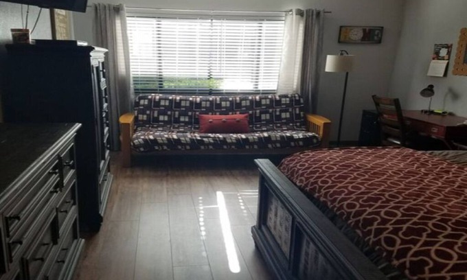 Pinetop Condo | The Wolf Den in The White Mountains