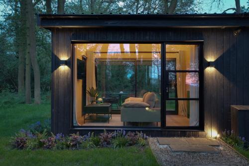 Hatfield Broad Oak Apartment | The Woods - Luxury cabin in a woodland setting